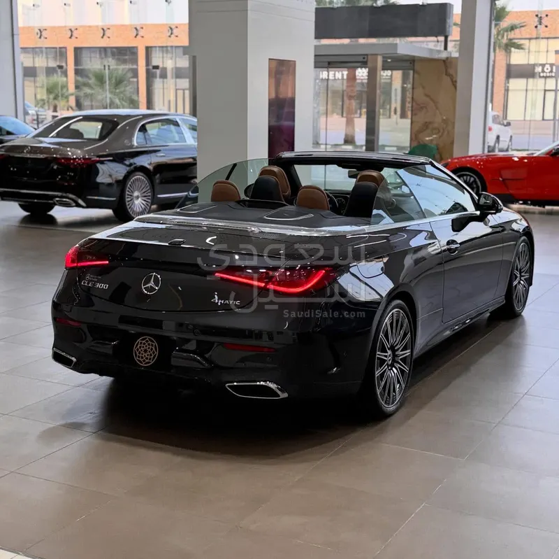2024 مرسيدس - بنز سي إل إي 300