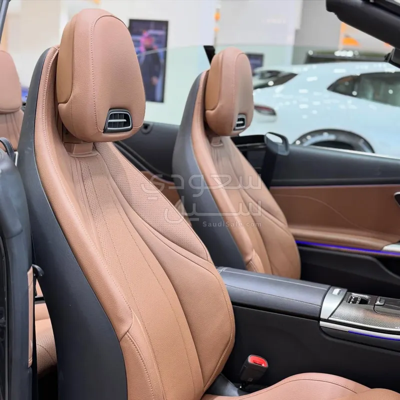 2024 مرسيدس - بنز سي إل إي 300