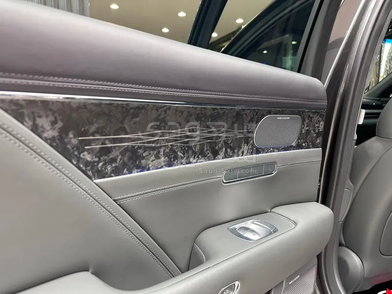 2022 جينيسيس جي 90