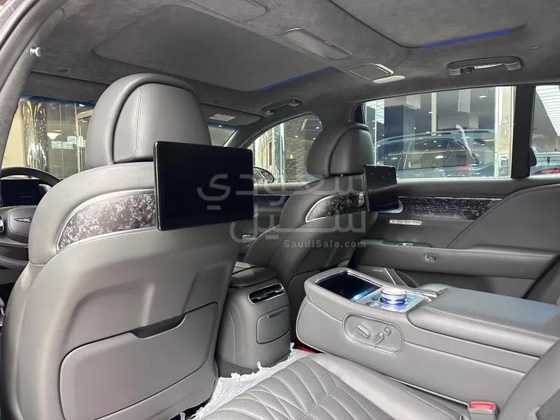 2022 جينيسيس جي 90