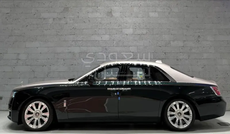 2021 رولز رويس قوست