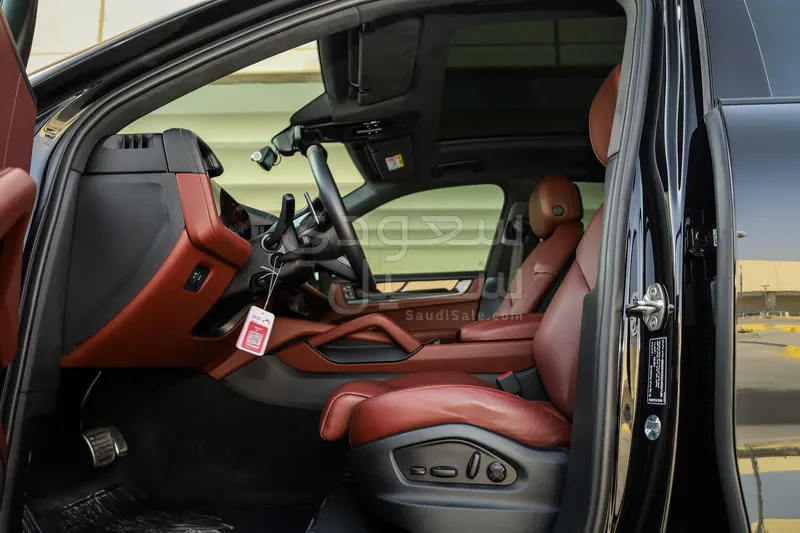 2025 بورش كايين جي تي اس