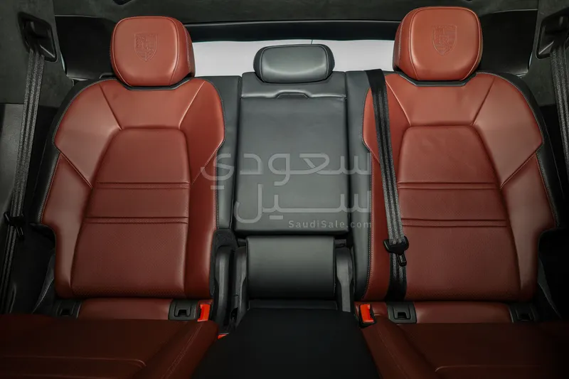 2025 بورش كايين جي تي اس