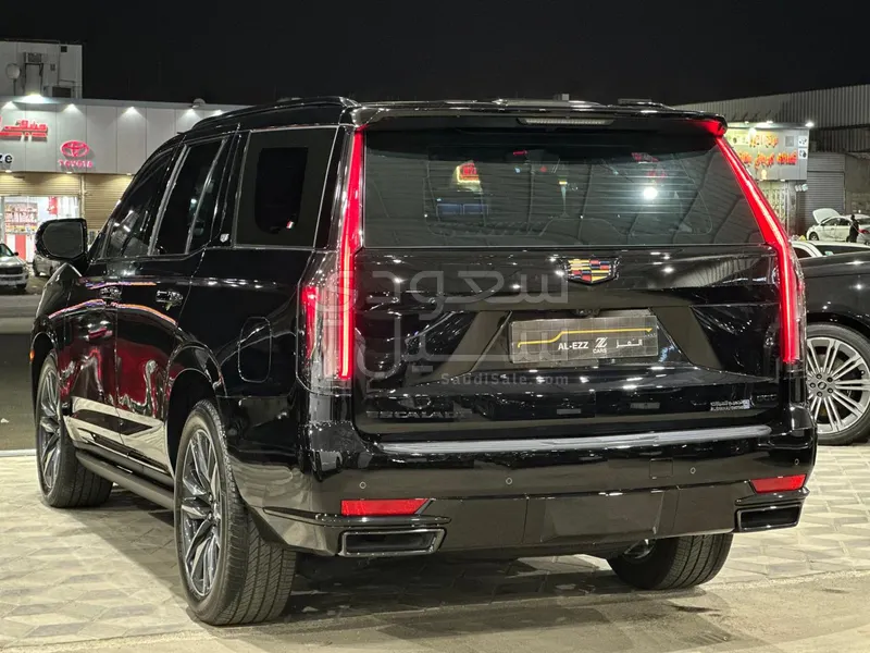 2024 Cadillac Escalade Platinum