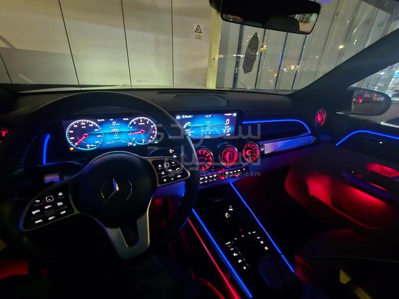 2021 مرسيدس - بنز جي إل بي 200