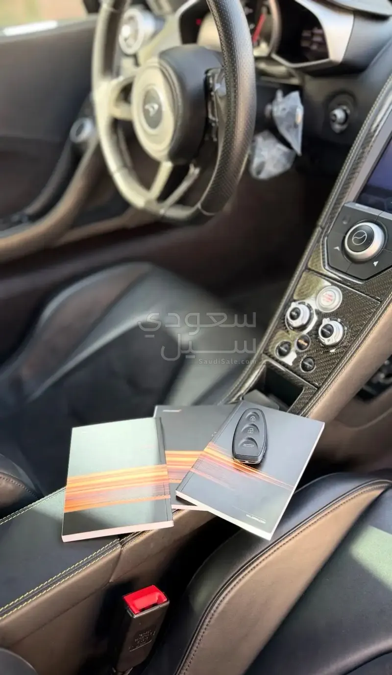 2013 مكلارين إم بي 4