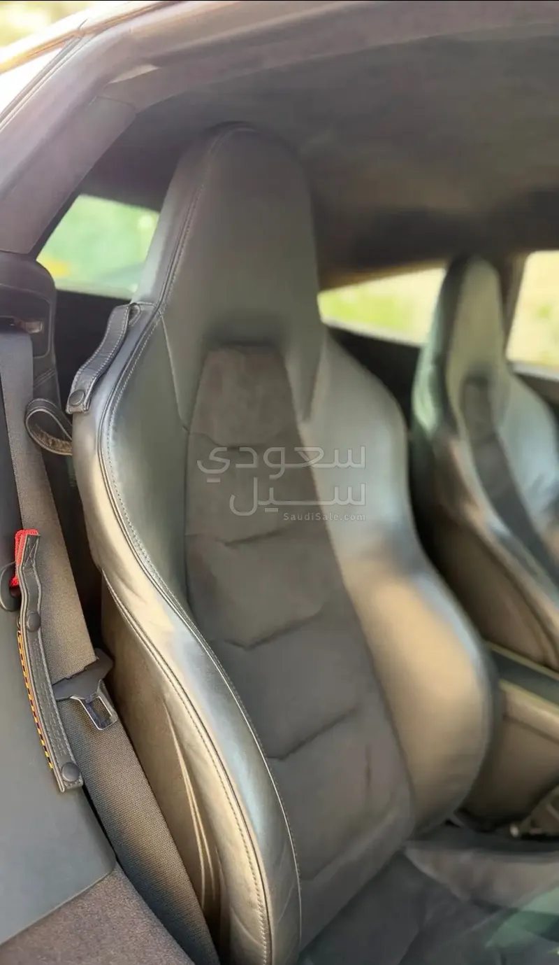 2013 مكلارين إم بي 4