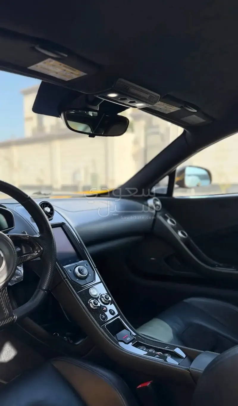 2013 مكلارين إم بي 4