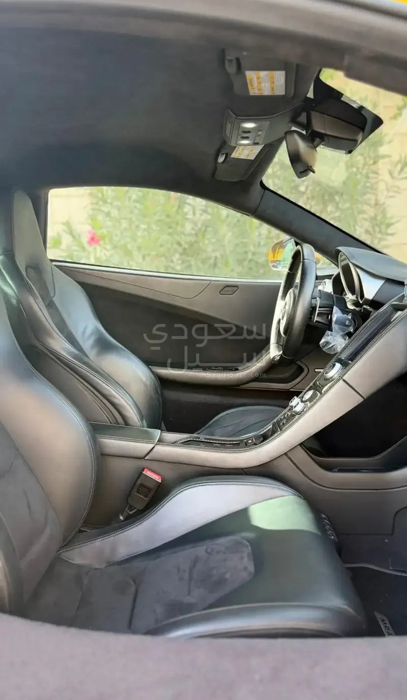 2013 مكلارين إم بي 4