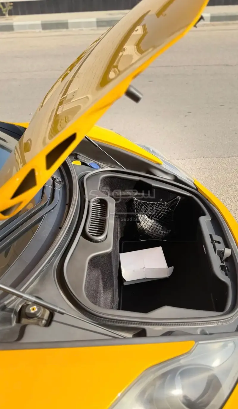 2013 مكلارين إم بي 4