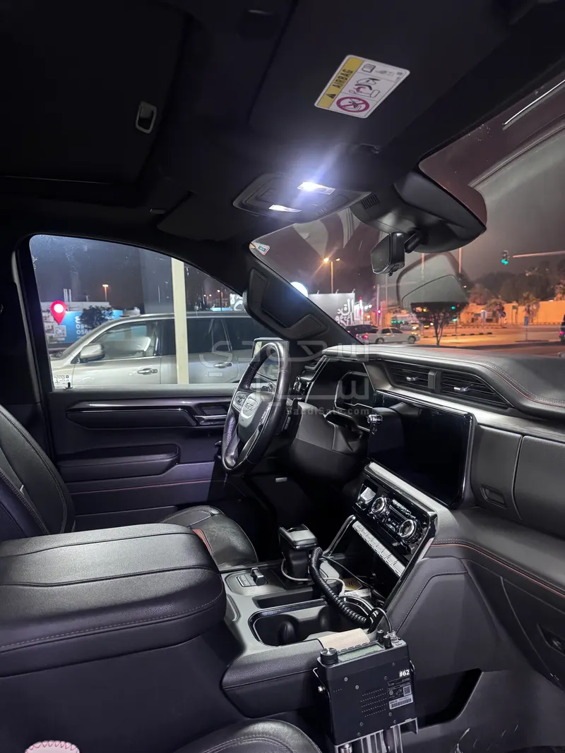 2023 جي ام سي سييرا اي تي 4