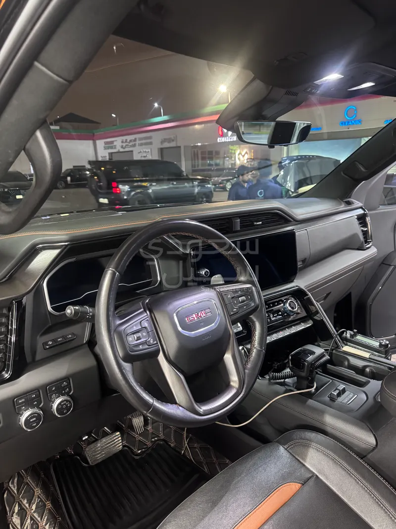 2023 جي ام سي سييرا اي تي 4