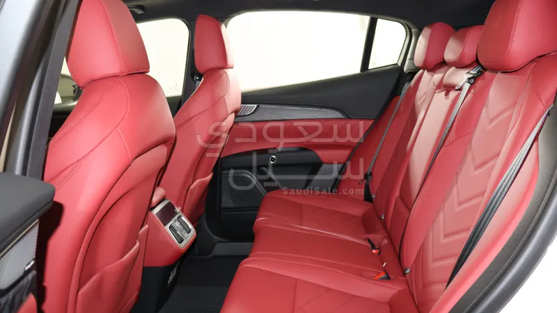 2025 مازيراتي جريكالي مودينا