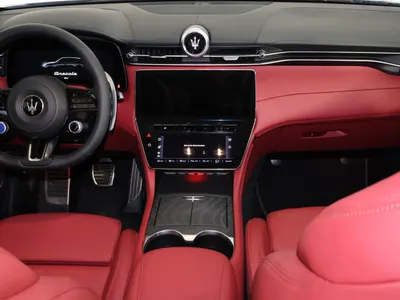 2025 مازيراتي جريكالي مودينا