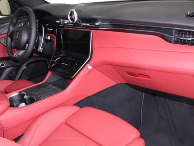 2025 مازيراتي جريكالي مودينا