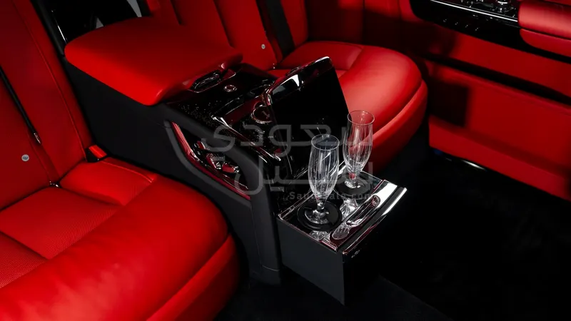 2024 رولز رويس فانتوم