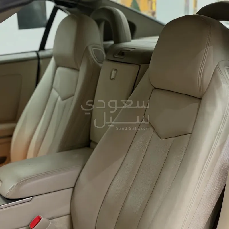 2004 كاديلاك اكس ال ار