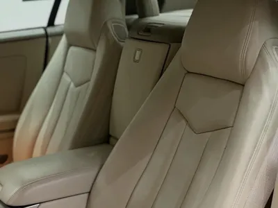 2004 كاديلاك اكس ال ار