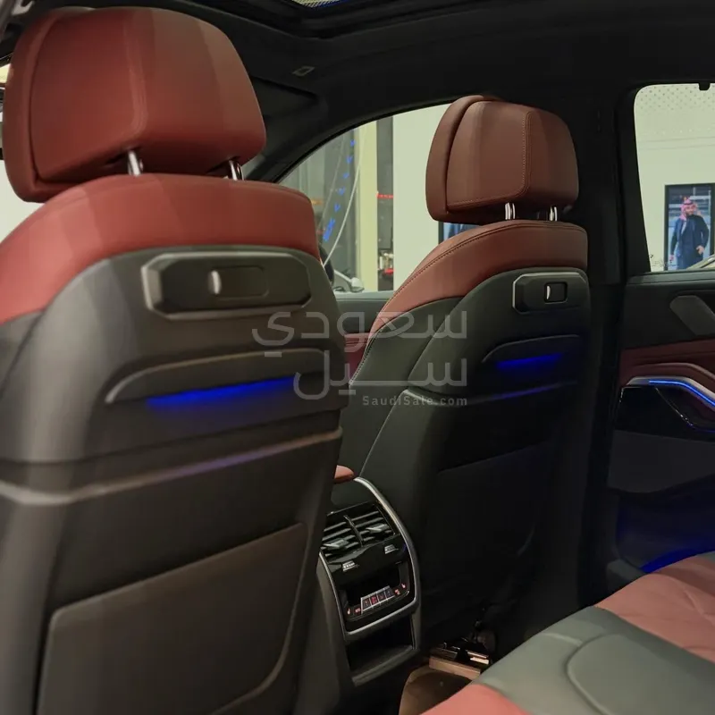 2024 بي ام دبليو الفئة اكس 6