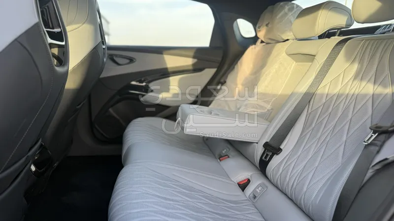 2026 بي واي دي سيل