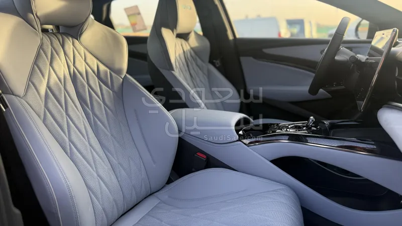 2026 بي واي دي سيل