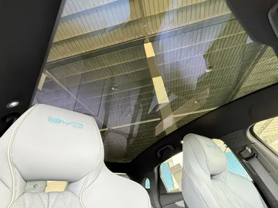 2026 بي واي دي سيل