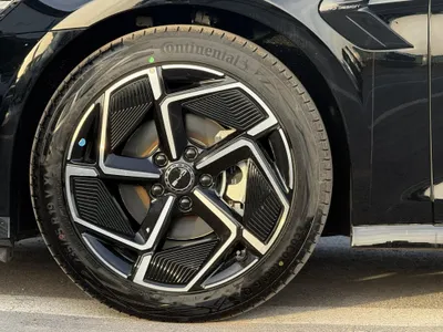 2026 بي واي دي سيل