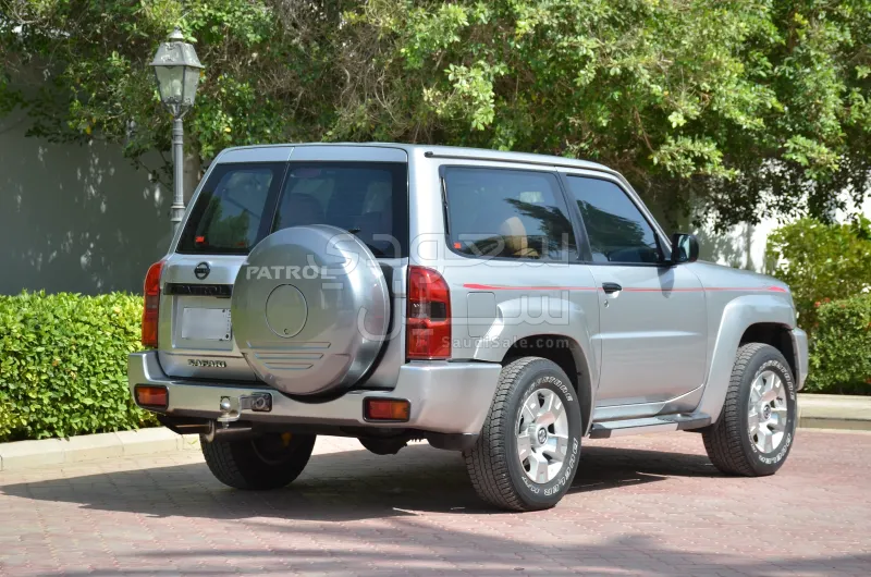 2017 نيسان باترول ربع