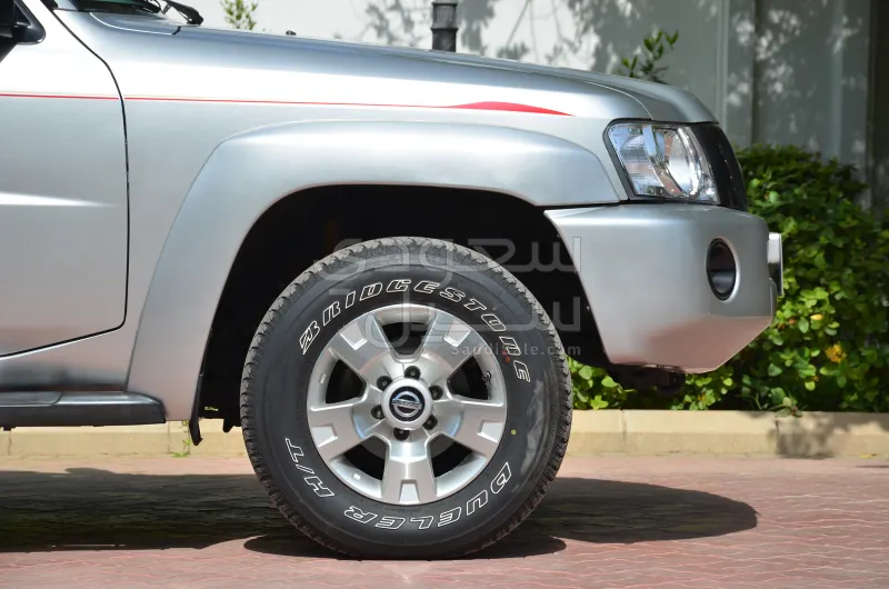 2017 نيسان باترول ربع