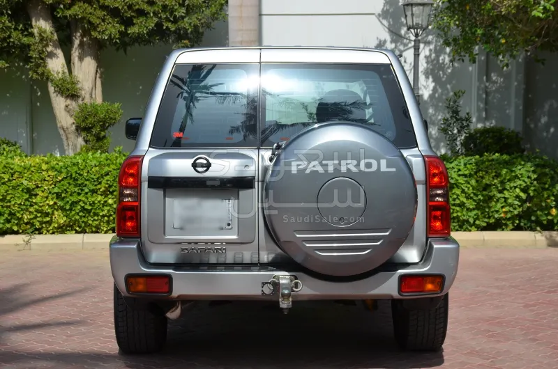 2017 نيسان باترول ربع