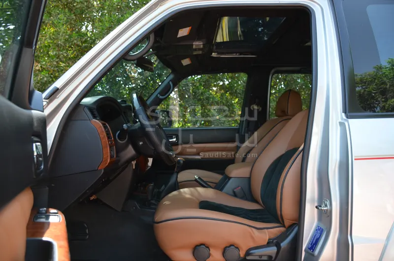 2017 نيسان باترول ربع