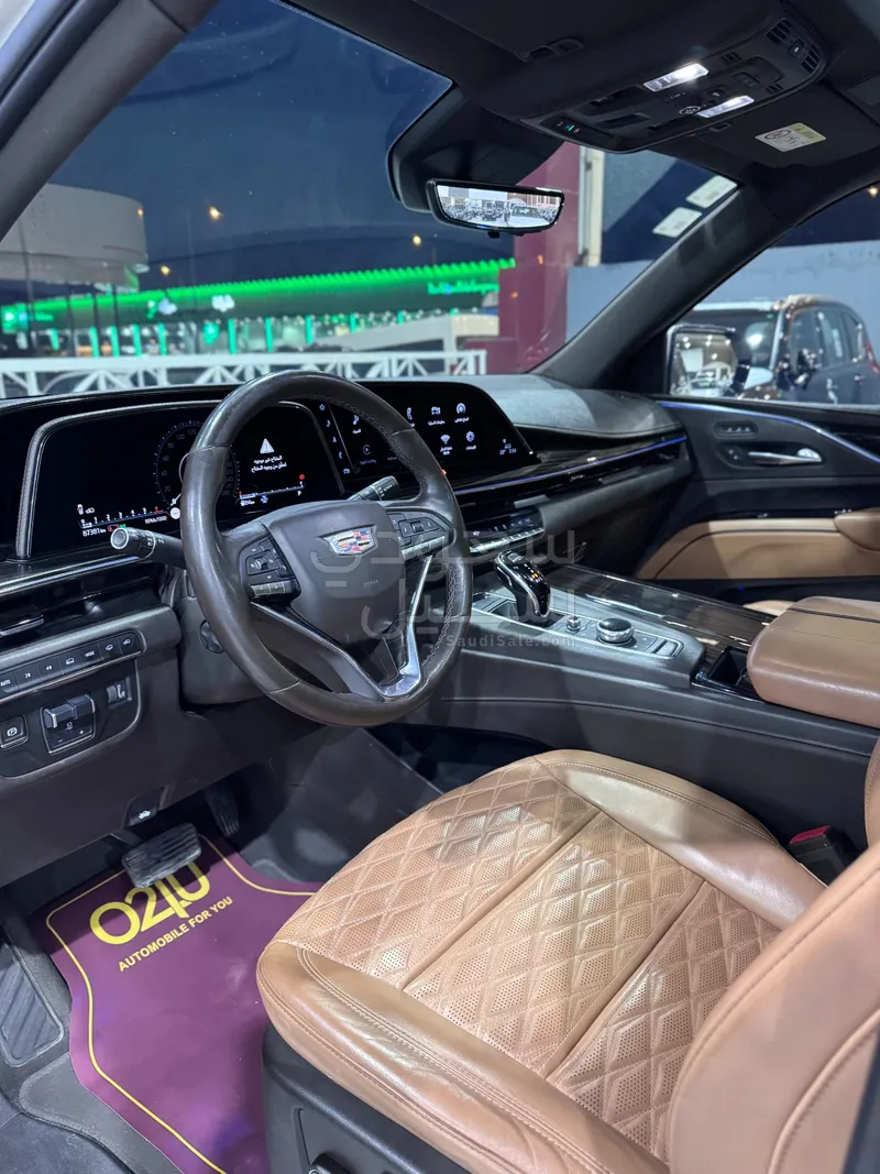 2021 كاديلاك اسكاليد