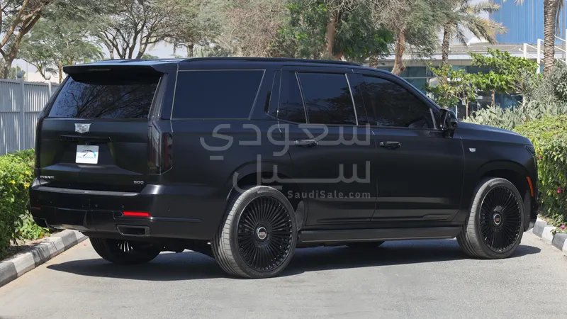 2025 كاديلاك اسكاليد بلاتينيوم