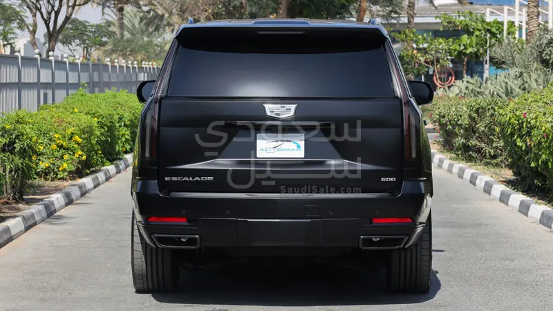 2025 كاديلاك اسكاليد بلاتينيوم