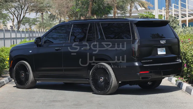 2025 كاديلاك اسكاليد بلاتينيوم