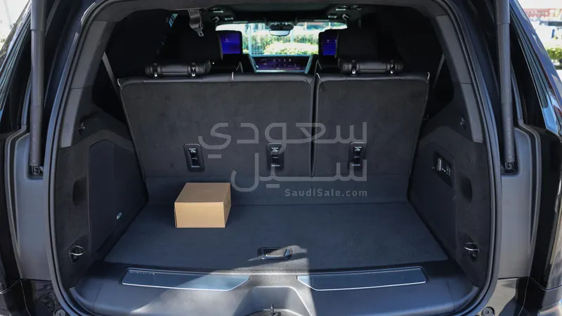 2025 كاديلاك اسكاليد بلاتينيوم