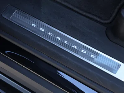 2025 كاديلاك اسكاليد بلاتينيوم