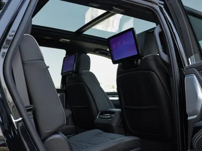 2025 كاديلاك اسكاليد بلاتينيوم