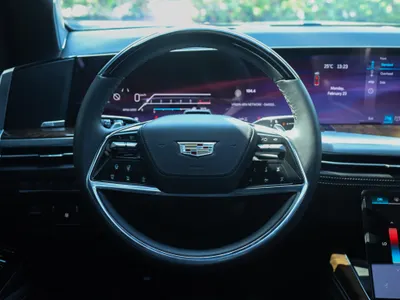 2025 كاديلاك اسكاليد بلاتينيوم