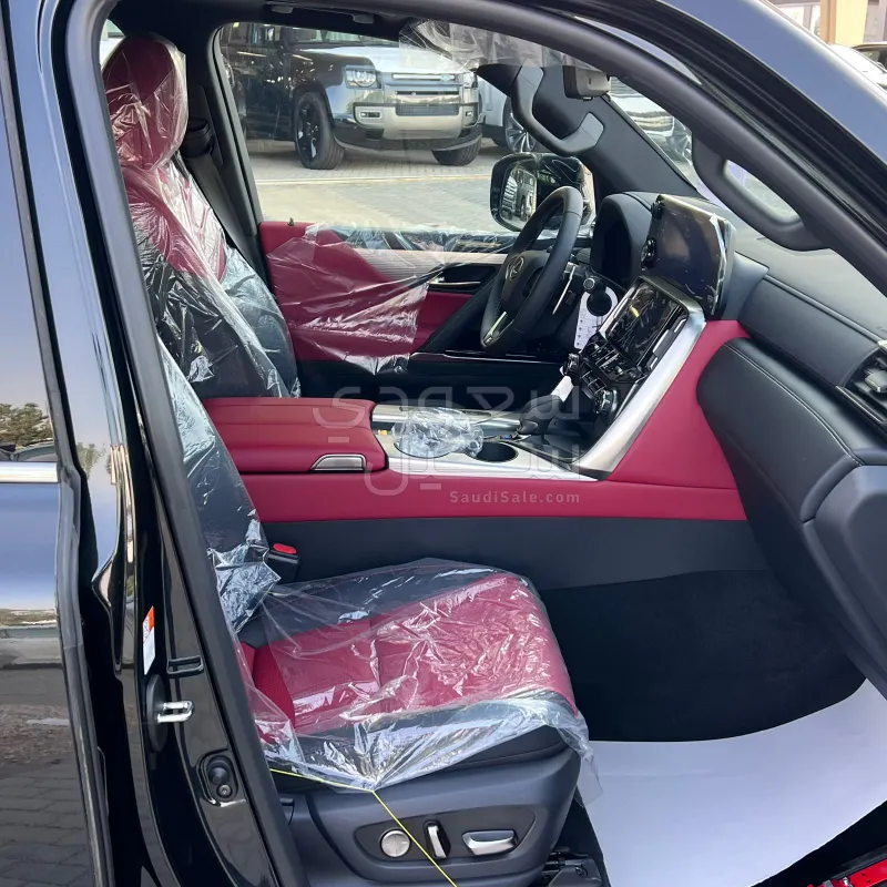 2026 لكزس إل إكس 700 اتش