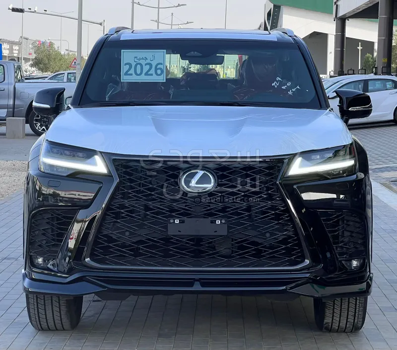 2026 لكزس إل إكس 700 اتش
