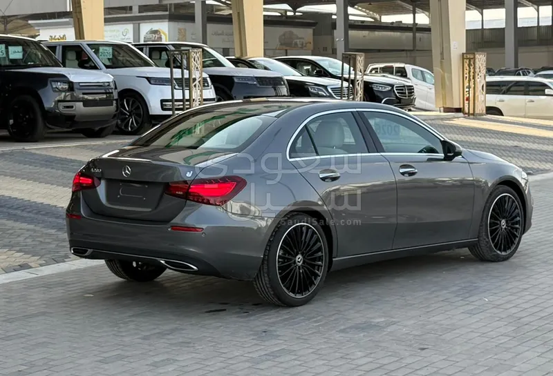 2026 مرسيدس - بنز أي 200