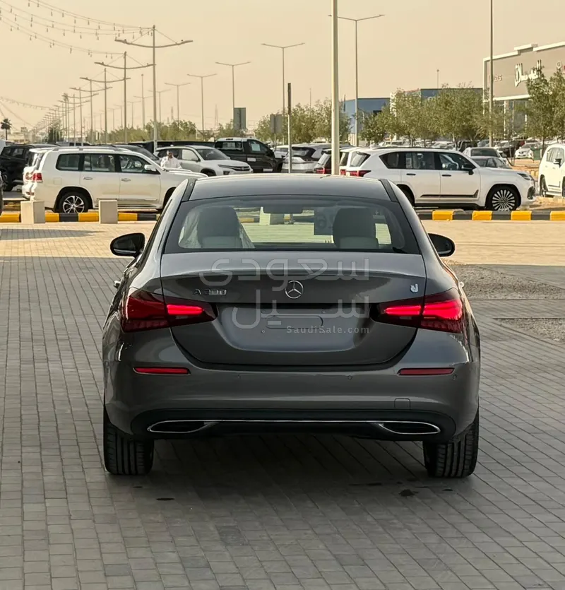 2026 مرسيدس - بنز أي 200