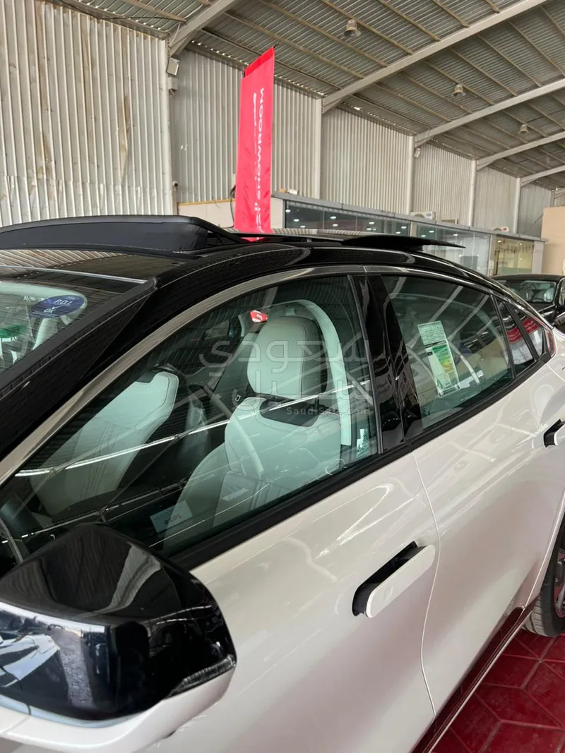 2026 فورد توروس تايتينيوم