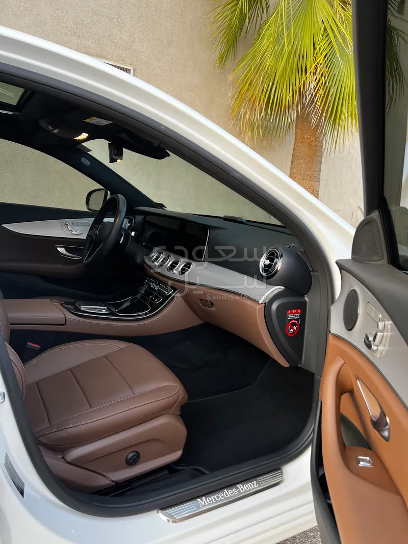 2021 مرسيدس - بنز إي 250