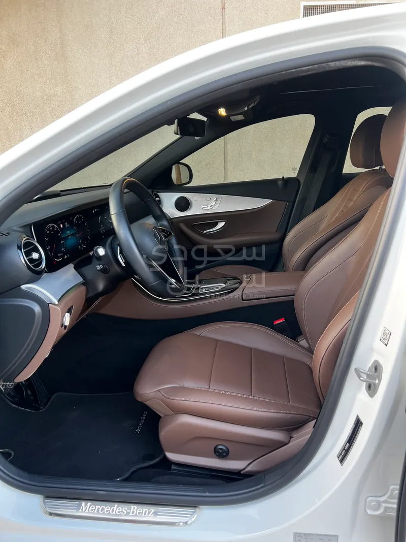2021 مرسيدس - بنز إي 250