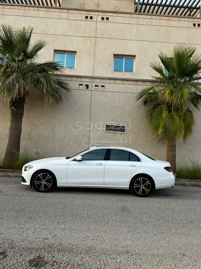 2021 مرسيدس - بنز إي 250