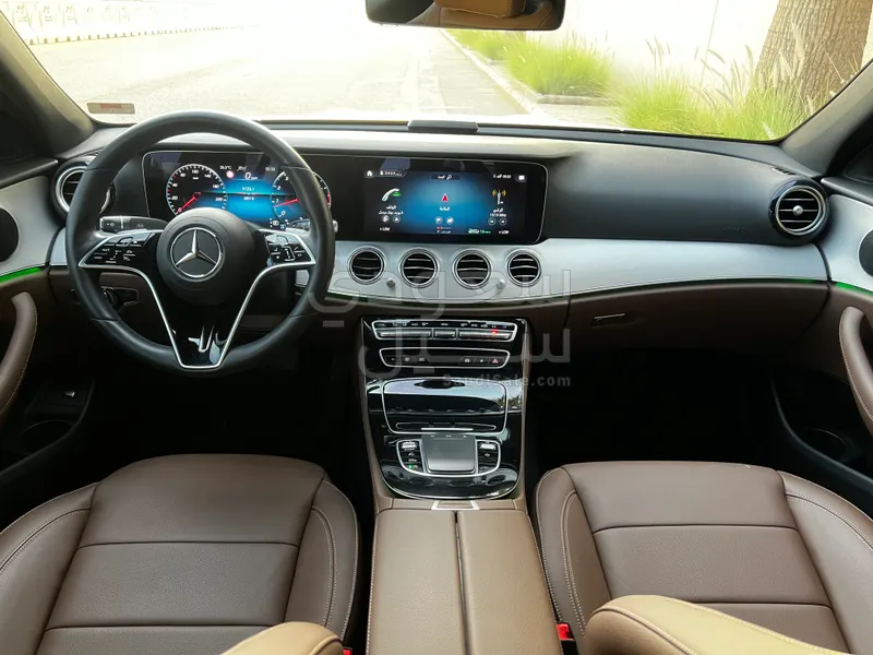 2021 مرسيدس - بنز إي 250