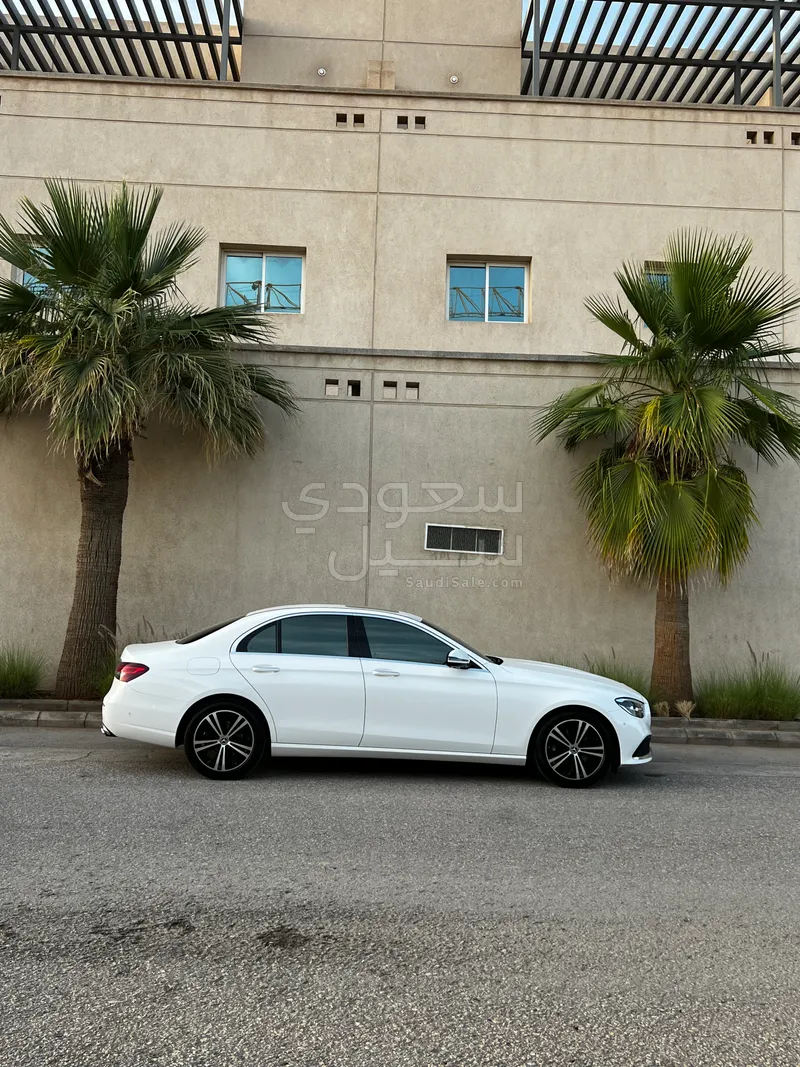 2021 مرسيدس - بنز إي 250