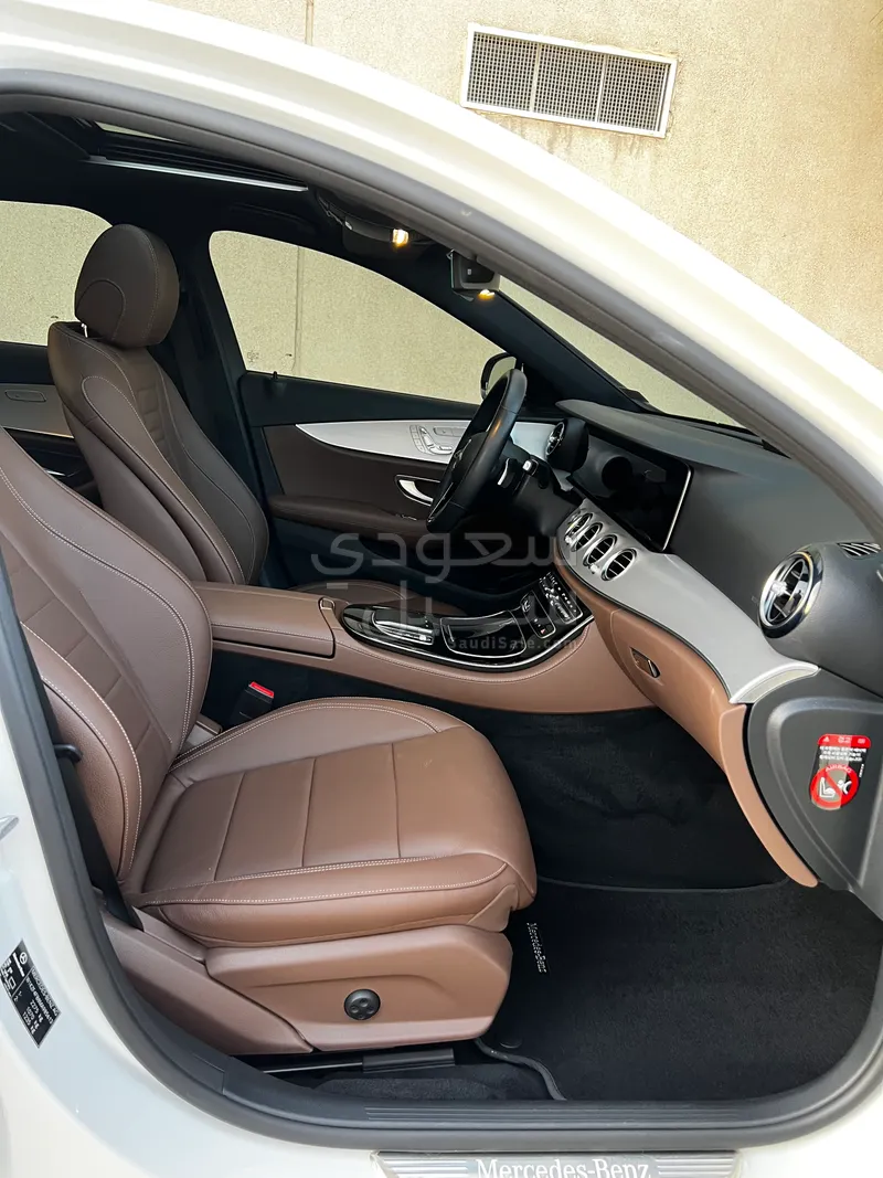 2021 مرسيدس - بنز إي 250